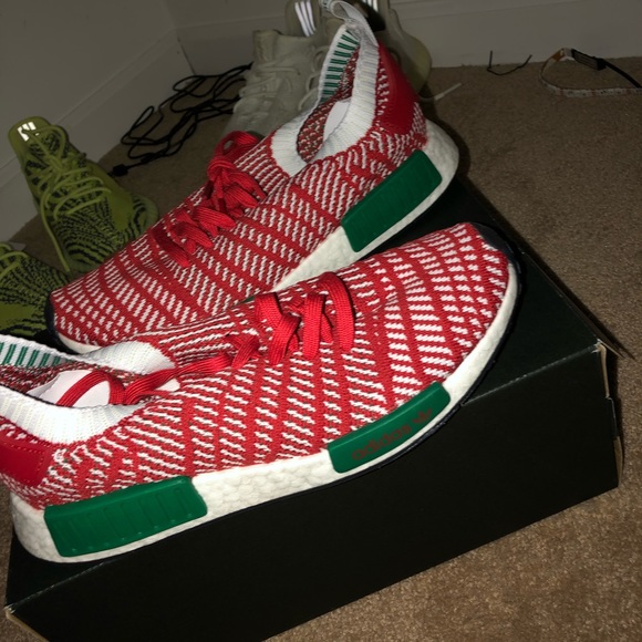 adidas christmas nmd